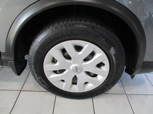 Used 2020 Nissan Rogue Sport S image 10