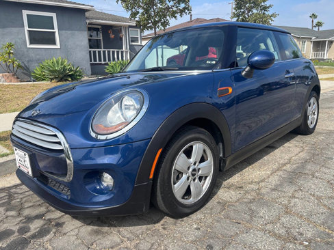 Used 2015 MINI Cooper 2-Door Hardtop image 1