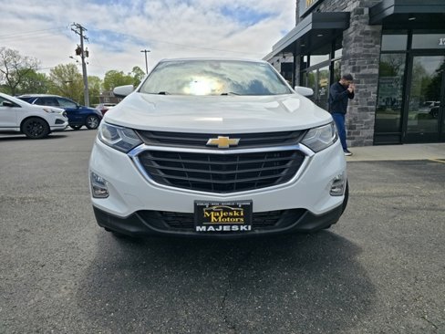 Used 2020 Chevrolet Equinox LT image 2