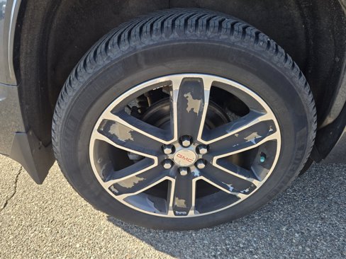 Used 2019 GMC Acadia Denali image 14