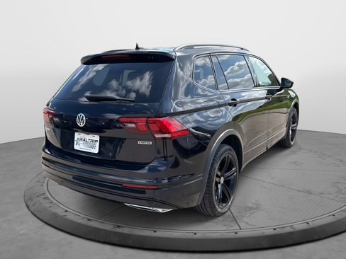 Used 2019 Volkswagen Tiguan SEL Premium R-Line w/ 3rd Row Seat Package image 8