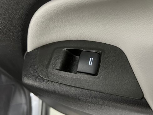 Used 2023 Chevrolet Equinox LT image 20