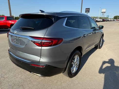 Used 2021 Buick Enclave Essence w/ Sound and Sites Package image 6