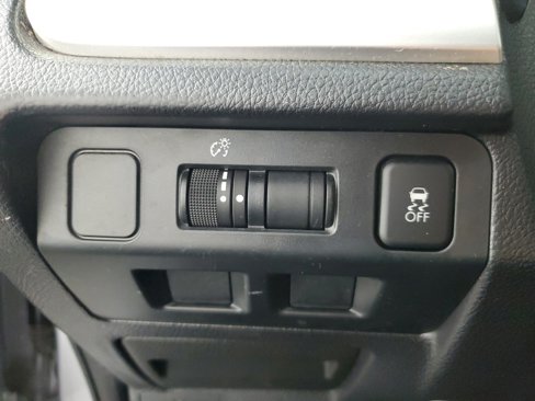 Used 2016 Subaru Crosstrek 2.0i Premium image 24