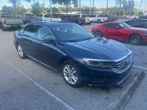 Used 2020 Volkswagen Passat 2.0T SE image 1