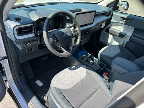 New 2025 Ford Maverick XLT image 7