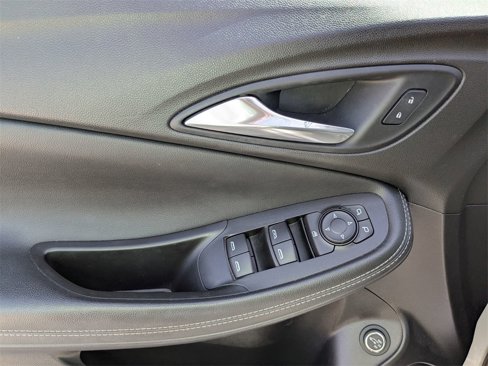 Used 2021 Buick Encore GX Select w/ Sport Touring Package image 11