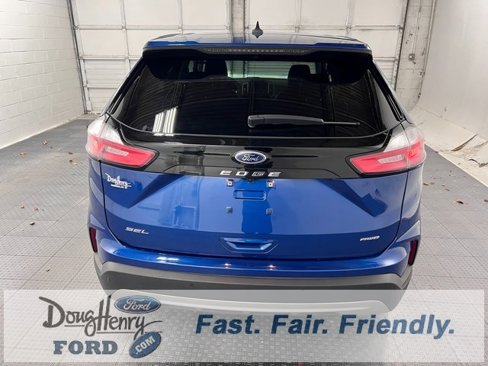 Used 2024 Ford Edge SEL image 6