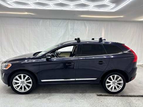 Used 2017 Volvo XC60 T5 Inscription w/ Preferred Option Package image 6