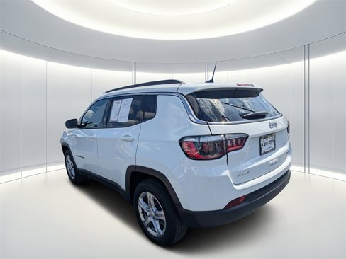 Used 2024 Jeep Compass Latitude image 5