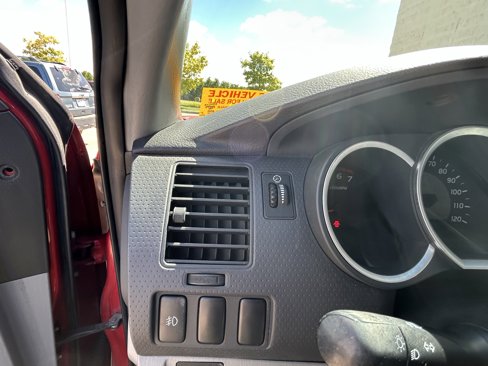 Used 2010 Toyota Tacoma 4x4 Double Cab image 27