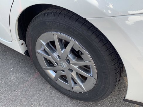 Used 2015 Toyota Prius V Four image 9