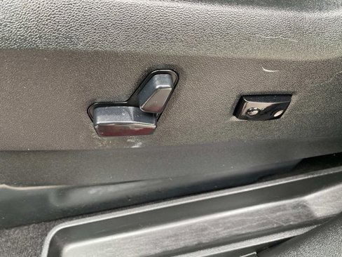 Used 2019 Dodge Grand Caravan GT image 19