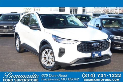 Certified 2024 Ford Escape Active w/ Cold Weather Package image 1