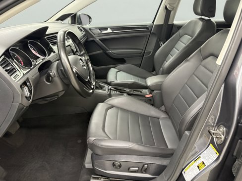 Used 2015 Volkswagen Golf SEL image 8