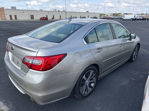 Used 2017 Subaru Legacy 3.6R Limited image 4