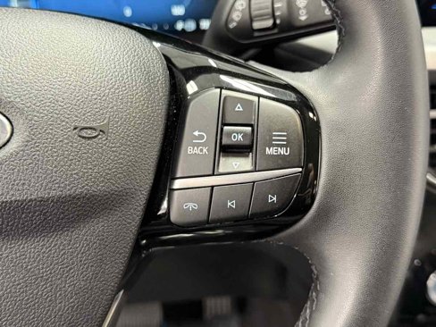Used 2023 Ford Escape Platinum image 18