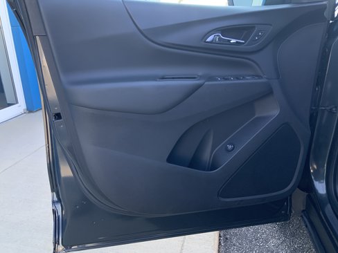 Used 2021 Chevrolet Equinox LT image 12