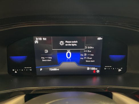 Used 2022 Volkswagen Taos S image 6