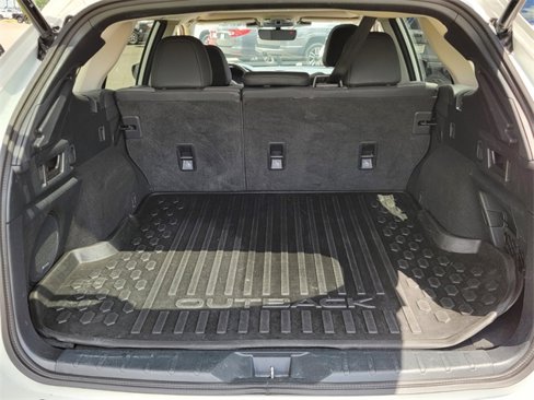 Used 2024 Subaru Outback Onyx Edition image 12