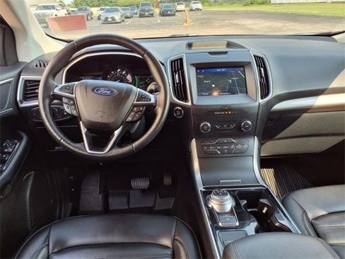 Used 2020 Ford Edge SEL w/ Convenience Package image 17