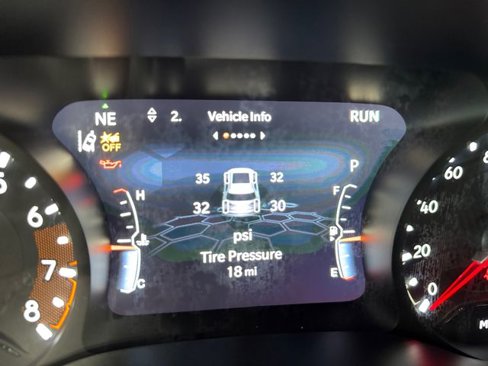 New 2026 Jeep Compass Latitude image 10