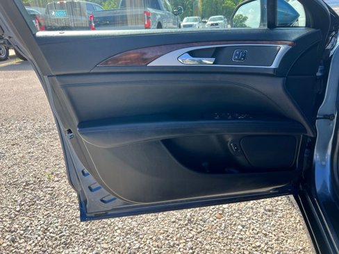 Used 2018 Lincoln MKZ Select w/ Select Plus Package image 11