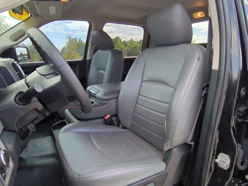 Used 2018 RAM 1500 Tradesman image 12
