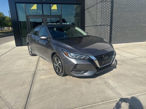 Used 2022 Nissan Sentra SV image 3