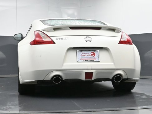 Used 2014 Nissan 370Z Touring w/ Aerodynamics Package image 23