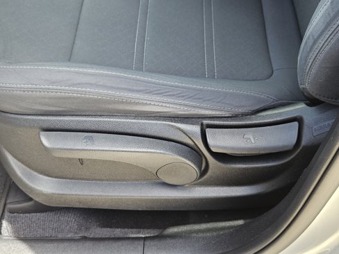Used 2017 Kia Sorento L image 22