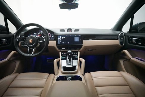 Used 2019 Porsche Cayenne S image 18
