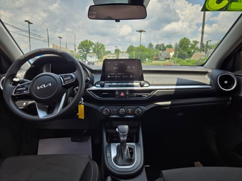 Used 2023 Kia Forte LXS image 13