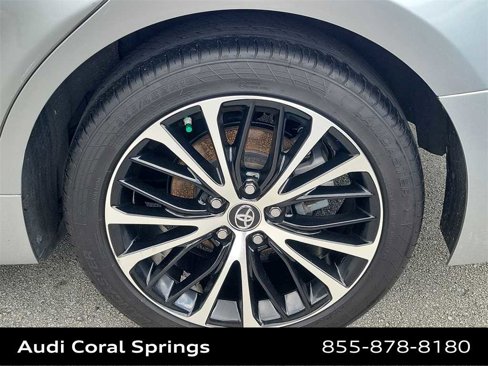 Used 2018 Toyota Camry SE image 8