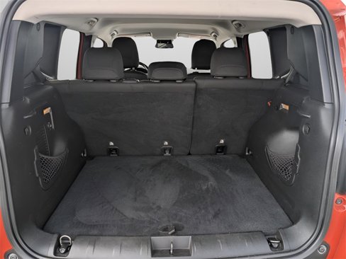 Used 2016 Jeep Renegade Trailhawk image 5