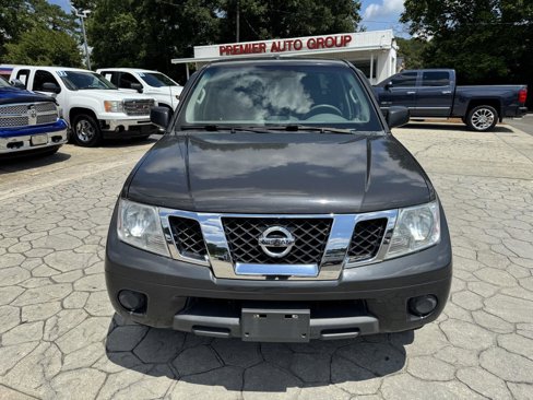 Used 2015 Nissan Frontier SV image 16