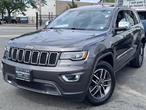 Certified 2020 Jeep Grand Cherokee Limited w/ Premium Lighting Group image 3