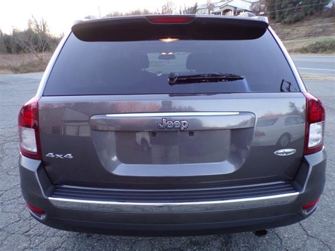Used 2017 Jeep Compass High Altitude image 7