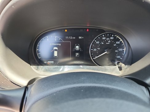 Used 2022 Nissan Kicks SV image 10