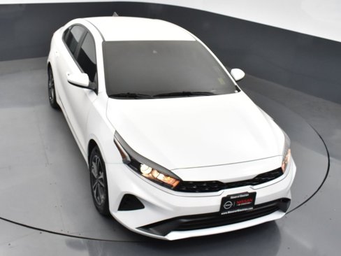 Used 2023 Kia Forte LXS image 43