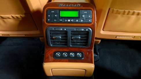 Used 2009 Maserati Quattroporte image 25