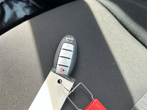 Used 2022 Nissan Sentra SV image 28