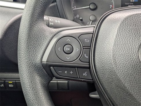 Certified 2025 Toyota Corolla LE image 17