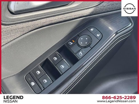 Used 2021 Nissan Rogue SV image 15