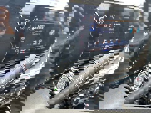 New 2026 Chevrolet Trax RS w/ Sunroof Package image 16