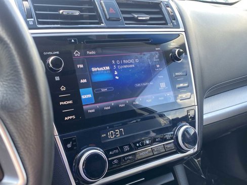 Used 2019 Subaru Outback 2.5i Premium image 17
