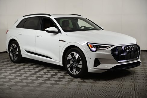 Certified 2022 Audi e-tron Premium w/ Convenience Plus Package image 6
