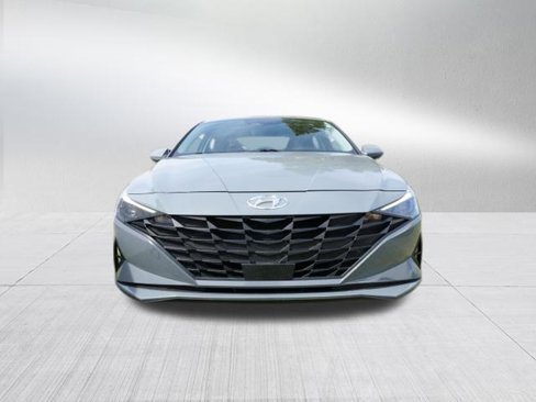 Certified 2023 Hyundai Elantra SEL w/ Convenience Package image 8