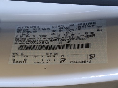 Used 2017 Ford Escape SE w/ SE Cold Weather Package image 33