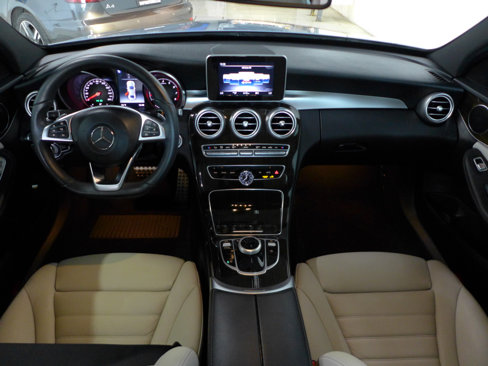 Used 2018 Mercedes-Benz C 300 Sedan image 16